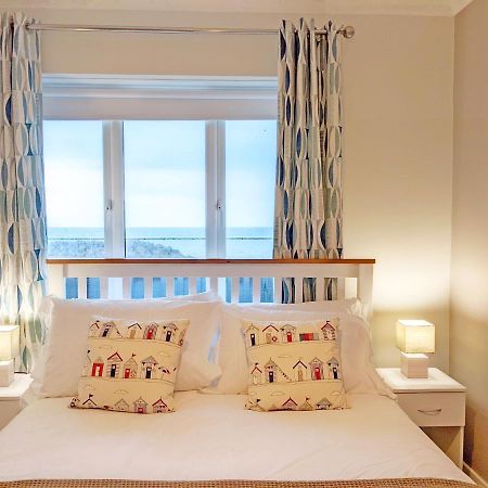 Beach View Middleton-on-Sea Экстерьер фото